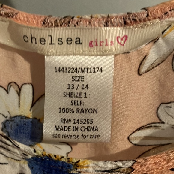 Flowered pink flowy tank - Picture 2 of 3